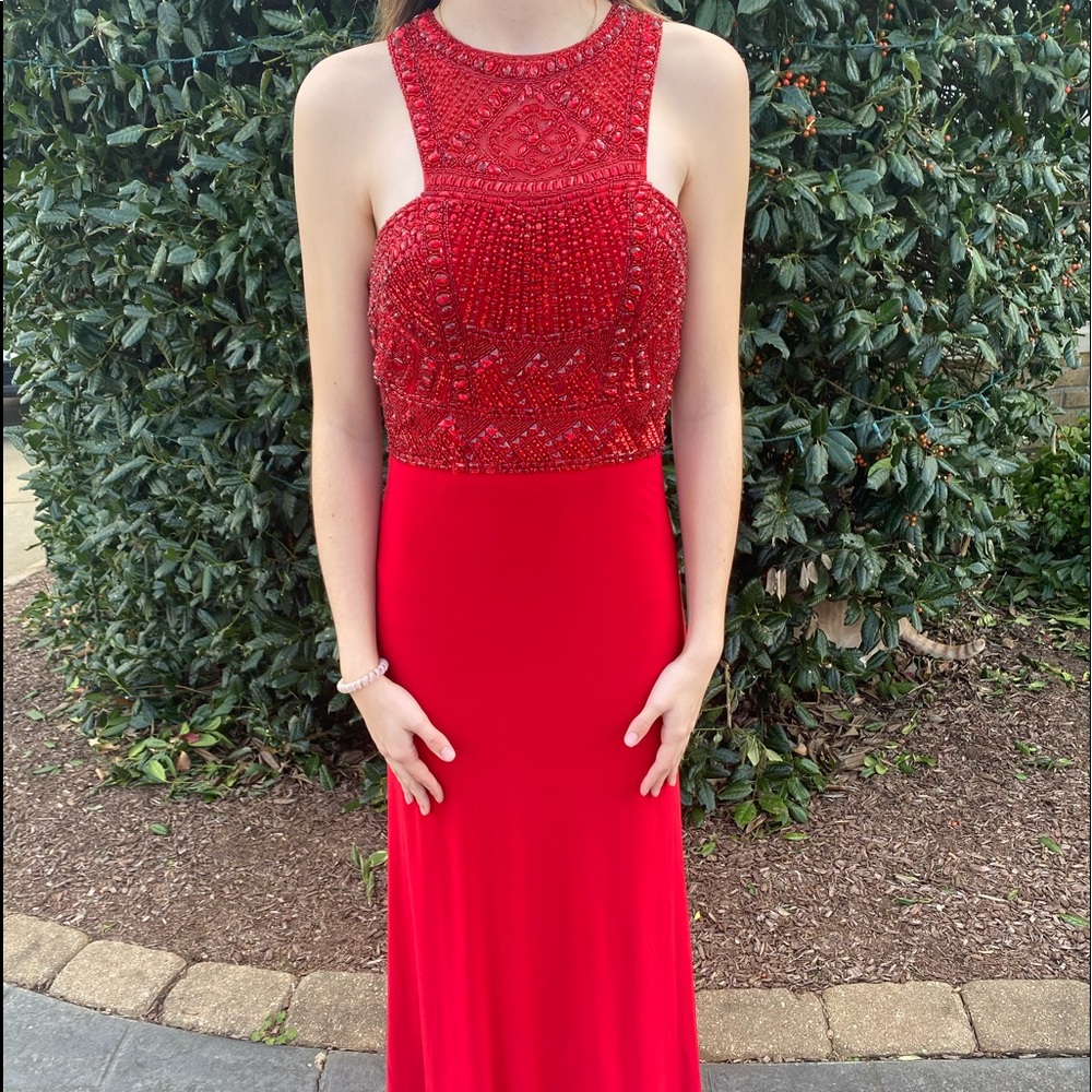 Red Sherri Hill prom dress size 4
